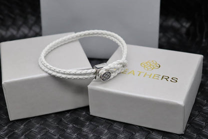 Bracelet 
55 dhs🪙🌨️
With box and Paper Bag
🎁🎁🎁

Zain33
♥️♥️♥️
