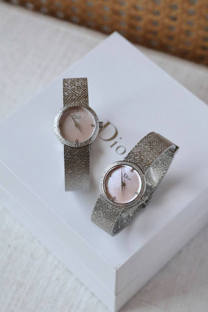 Dior 
La D de Dior Satine
25mm
Quartz 
vip 

For Price 👇 WhatsApp✅
0568585901 
0507557372
0552275751 Owner Zain 👌

Zain326
♥️♥️♥️