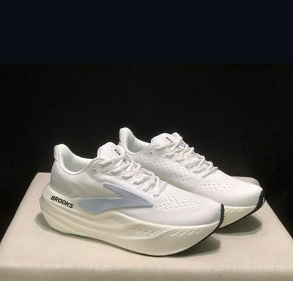 Brooks Glycerin Max , 
Size 36 to  45 , 
220 dhs🪙🌨️

Zain196
♥️♥️♥️