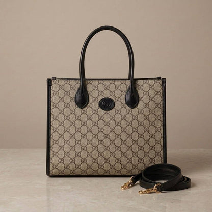 GUCCI ɢɢ sᴜᴍᴘʀᴇᴍᴇ
ᴛᴏᴛᴇʙᴀɢ ᴄᴀɴᴠᴀs
ɢᴏʟᴅ ʜᴀʀᴅᴡᴀʀᴇ
ᴡɪᴛʜᴏᴜᴛ ᴢɪᴘᴘᴇʀ
sɪᴢᴇ : 35 cm

85 dhs✅

Zain31
♥️♥️♥️