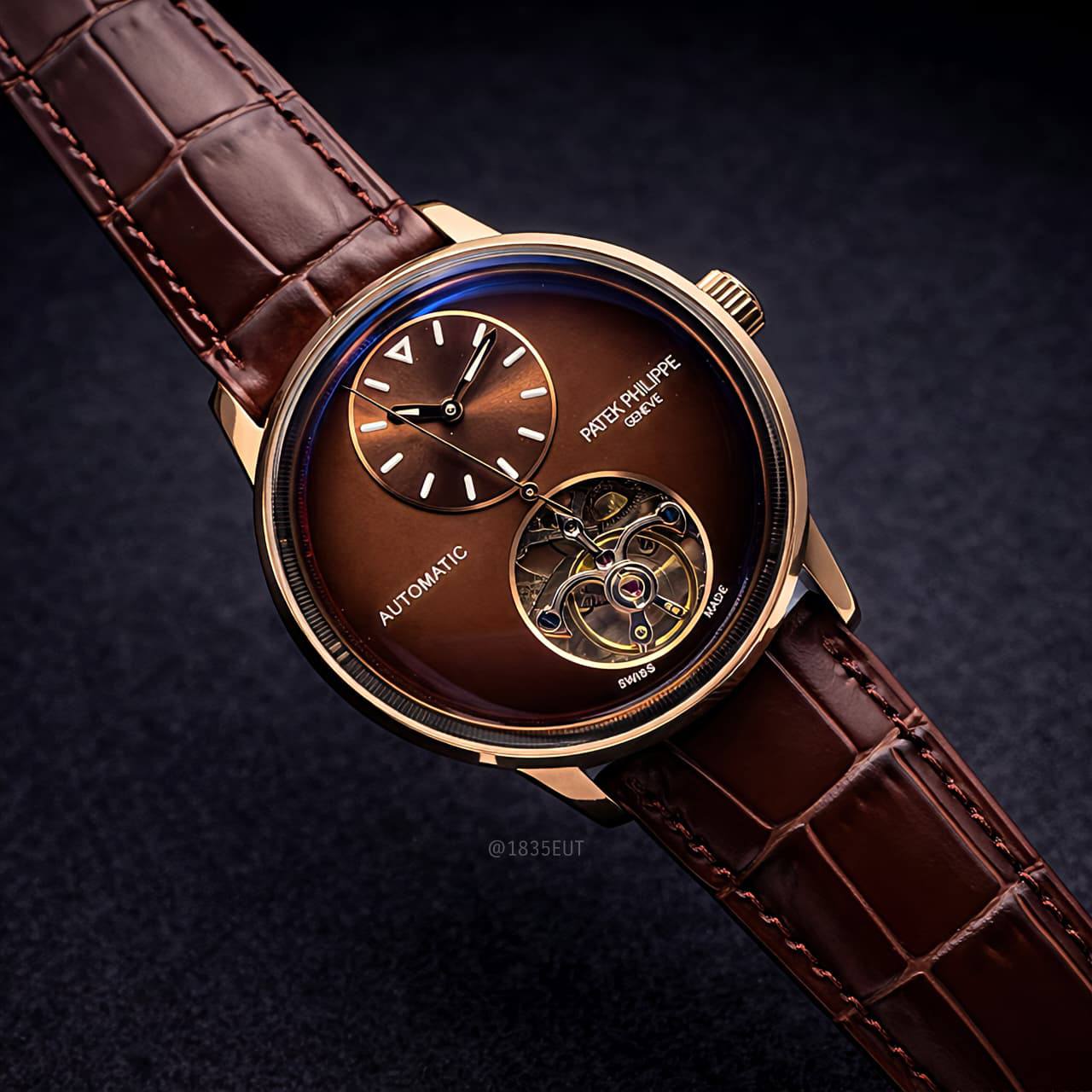 Patek philippe 
automatic turblon 
360 dhs✅

Zain78
♥️♥️♥️