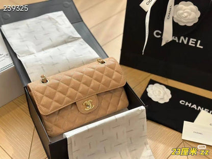 Chanel
23 CM 
Master
280 dhs🌺

Zain10
♥️♥️♥️
