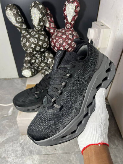 ON Cloudsurfer Max ‘Black’🖤
36-45 AVAILABLE 🤩
200 dhs🪙🌨️

Zain242
♥️♥️♥️