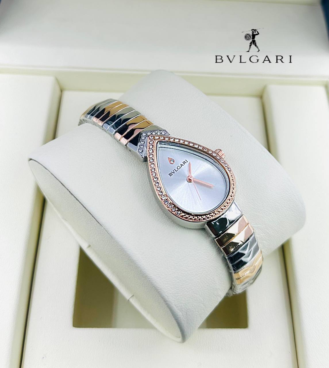 Bvlgari ladies
55 dhs🪙💕

Zain29
♥️♥️♥️
