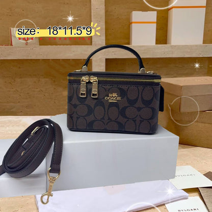 Coach
✨✨NEW ✨✨
95 dhs🪙🌺

with box
🎁🎁🎁

Zain38
♥️♥️♥️