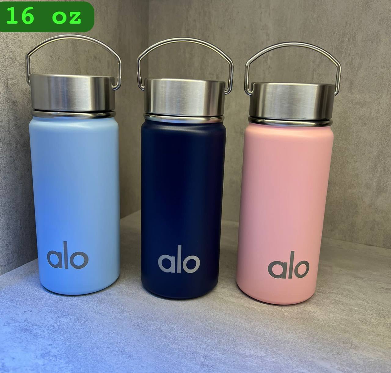 ALO YOGA WATER BOTTLE 
STANLESS STEEL 
65 dhs🪙🌨️

Zain88
♥️♥️♥️