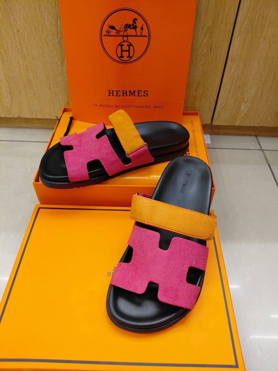 Hermes Slipper, 

High Quality 
RESTOCK 

Size 36 To 41

90 DHS🇦🇪🇦🇪🇦🇪

Zain120
♥️♥️♥️