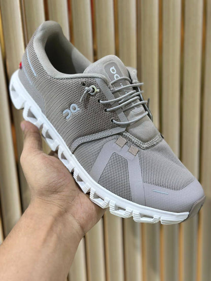 OnCloud 6 sneakers

Size:36 to 45

115 dhs🇦🇪🇦🇪

Zain241
♥️♥️♥️