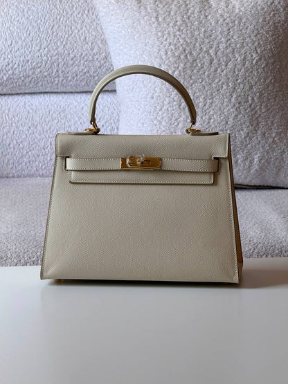 Hermes
kelly epsom 28cm💥Master quality ✅with box📦
460 dhs✅

Zain52
♥️♥️♥️