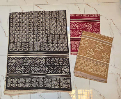 Scarf
40 dhs✅

Zain232
♥️♥️♥️