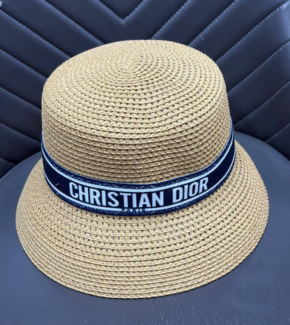DIOR NEW HATS

240 dhs🇦🇪🇦🇪

Zain328
♥️♥️♥️