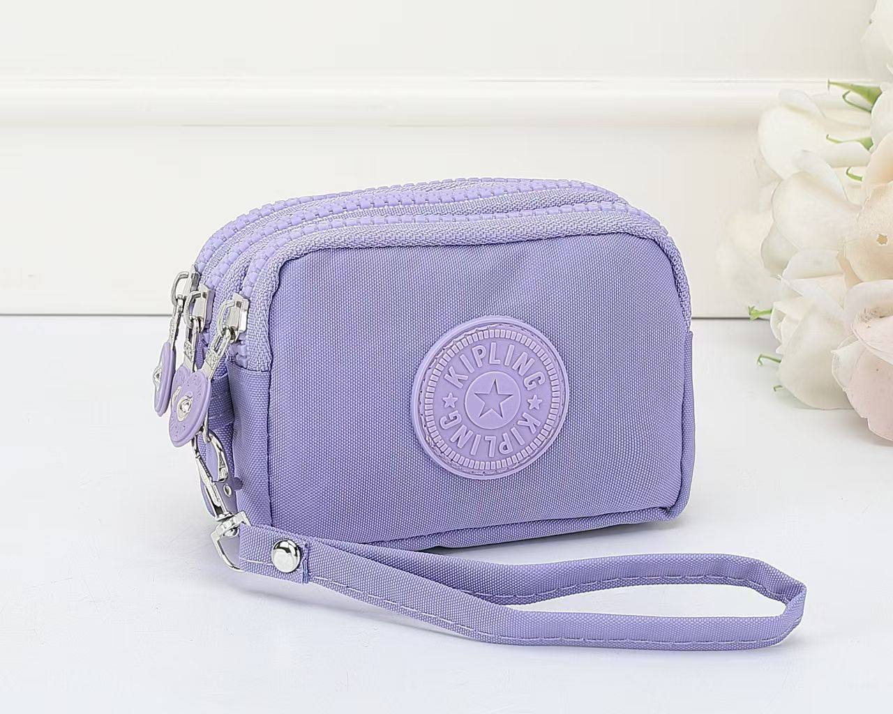 Kipling
15 dhs🇦🇪🇦🇪

Zain169
♥️♥️♥️