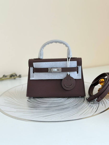 Hermes
Master 💓💓
260 dhs✅

Zain134
♥️♥️♥️