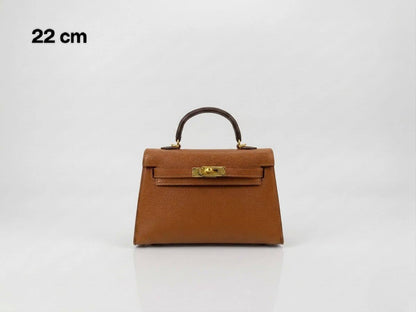 HERMES ᴋᴇʟʟʏ
ʜᴀʀᴅ ᴛᴏɢᴏ ʟᴇᴀᴛʜᴇʀ 
ɢᴏʟᴅ ʜᴀʀᴅᴡᴀʀᴇ
ᴡɪᴛʜ ʟᴏɴɢ ʙᴇʟᴛ sᴛʀᴀᴘ
sɪᴢᴇ : 22 cm

ᴡɪᴛʜ BOX
🎁🎁🎁

95 dhs✅

Zain31
♥️♥️♥️