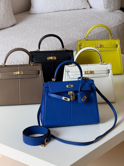 Hermes kelly 25cm💕master quality😍

with box❤️ 
🎁🎁🎁

580 dhs🪙🌨️

Zain52
♥️♥️♥️