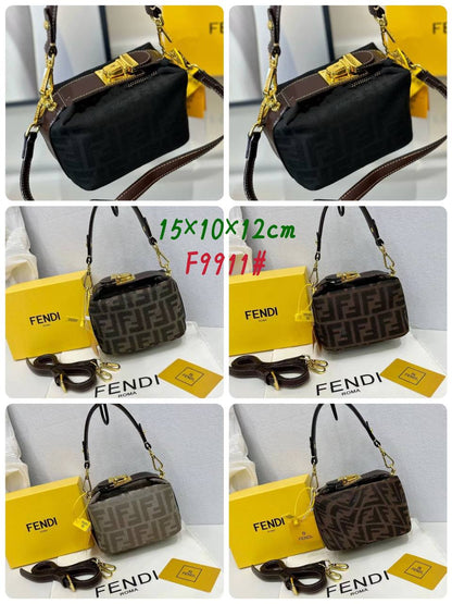 Fendi
High quality
With box 
90 dhs💓

Zain50
♥️♥️♥️