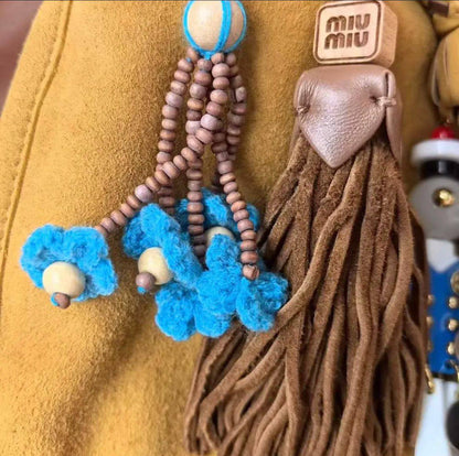 NEW🌸MIUMIU🌸
MASTER QUALITY🫶
WITH FULL PACKAGING🎁
750 dhs🪙💚

Zain255
♥️♥️♥️