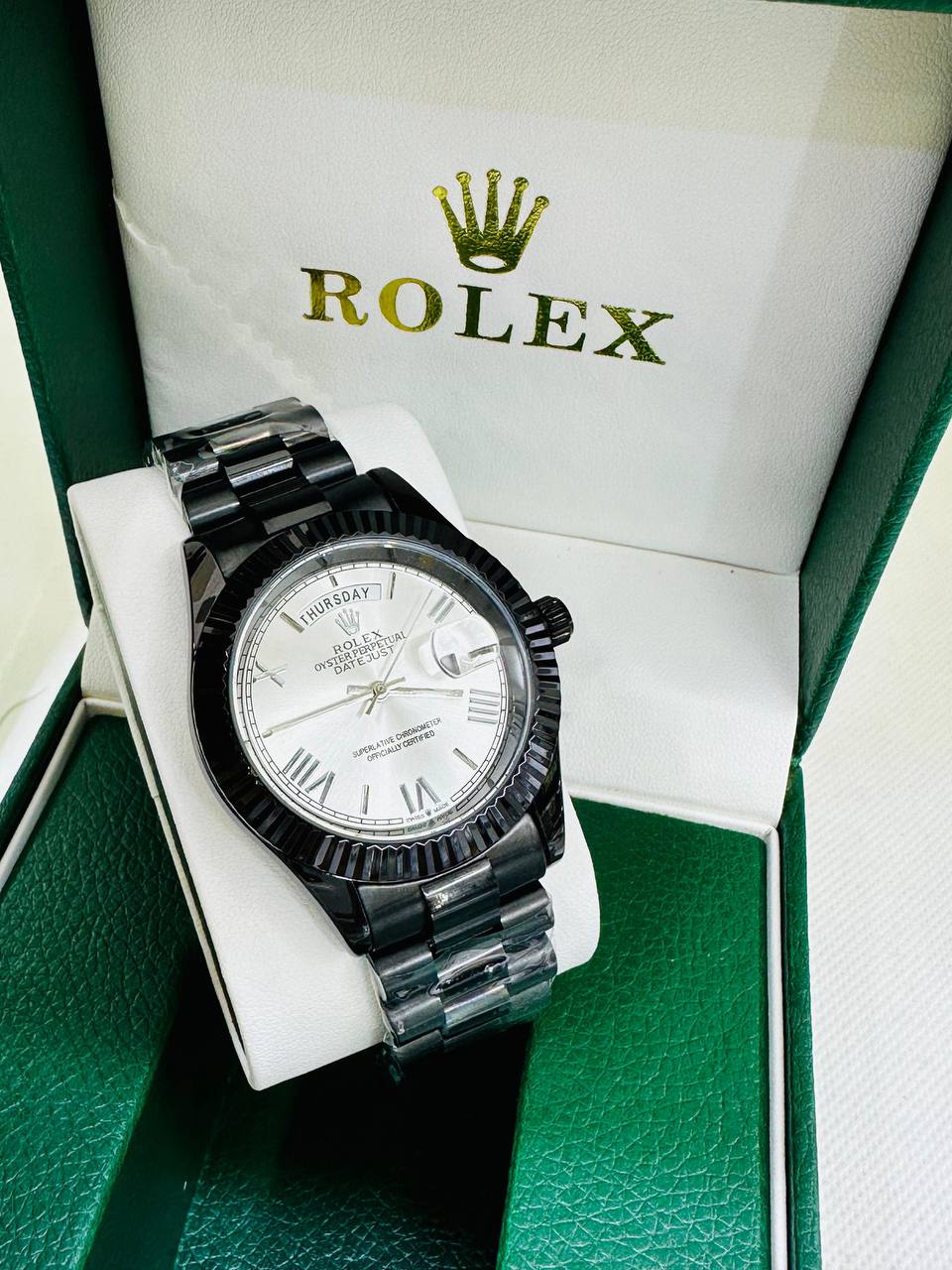Rolex Men
*Day & Date*
70 dhs🪙💚
*Battery*

Zain29
♥️♥️♥️