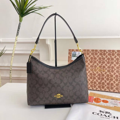 Coach
85 dhs🇦🇪🇦🇪
With box

Zain219
♥️♥️♥️