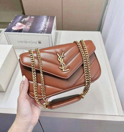YSL 

 GOOD QUALITY

 WITH BOX 
🎁🎁🎁

100 dhs✅

Zain39
♥️♥️♥️