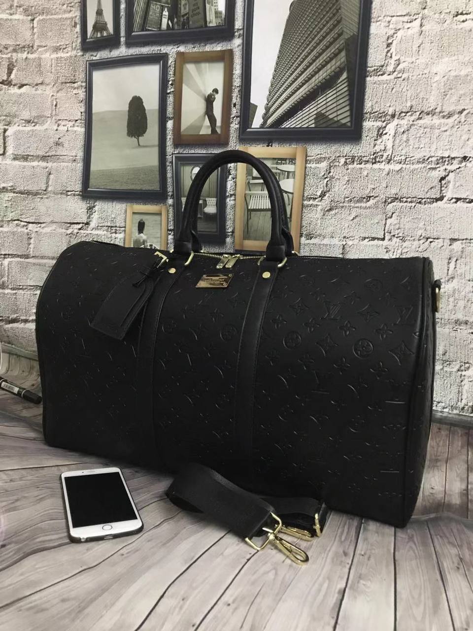 LV 
Travel Bags
140 dhs✅ Glossy
130 dhs✅ Normal

Zain137
♥️♥️♥️