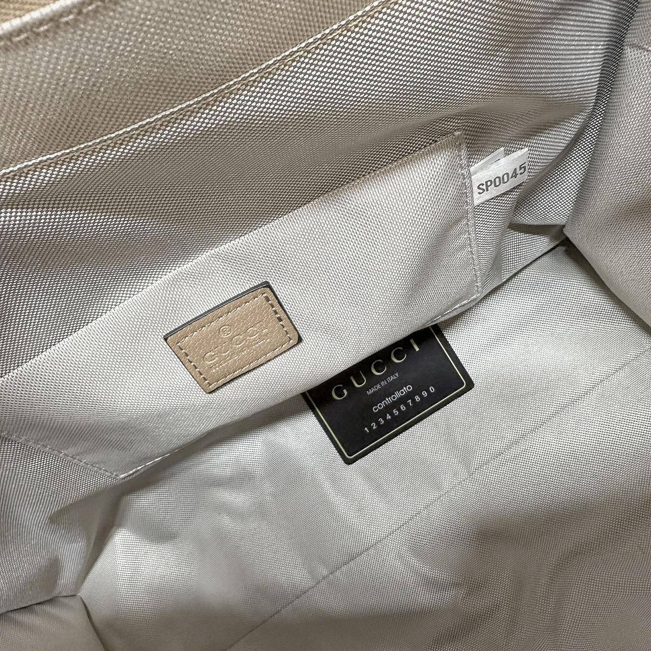 GUCCI 

NEW CAME 

GOOD QUALITY 

100  DHS🇦🇪🇦🇪🇦🇪
Zain17
Zain295
♥️♥️♥️