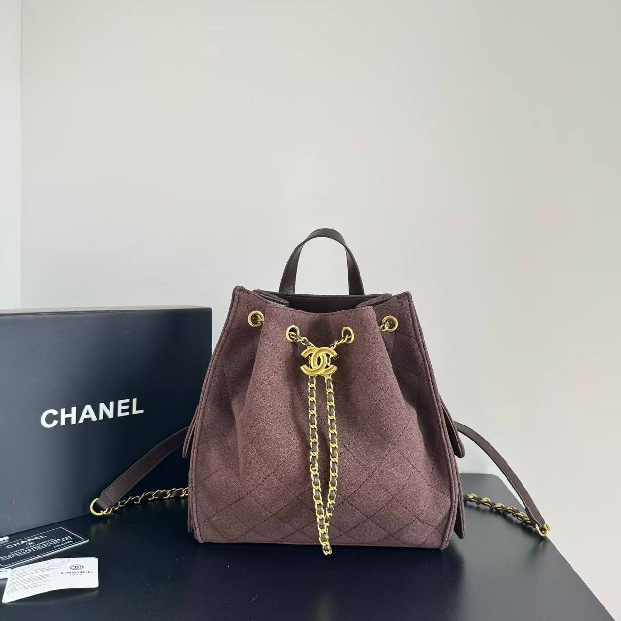 CHANEL
 COPY ONE 
170 dhs✅

Zain39
♥️♥️♥️