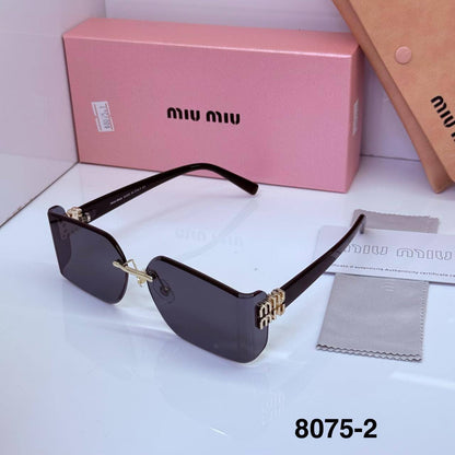 SUNGLASSES 🕶️
GOOD QUALITY 

50 dhs✅

WITHBOX
🎁🎁🎁

Zain40
♥️♥️♥️