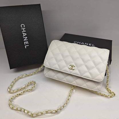 Chanel 

80 dhs❣️ 

with box
🎁🎁🎁

Zain235
♥️♥️♥️