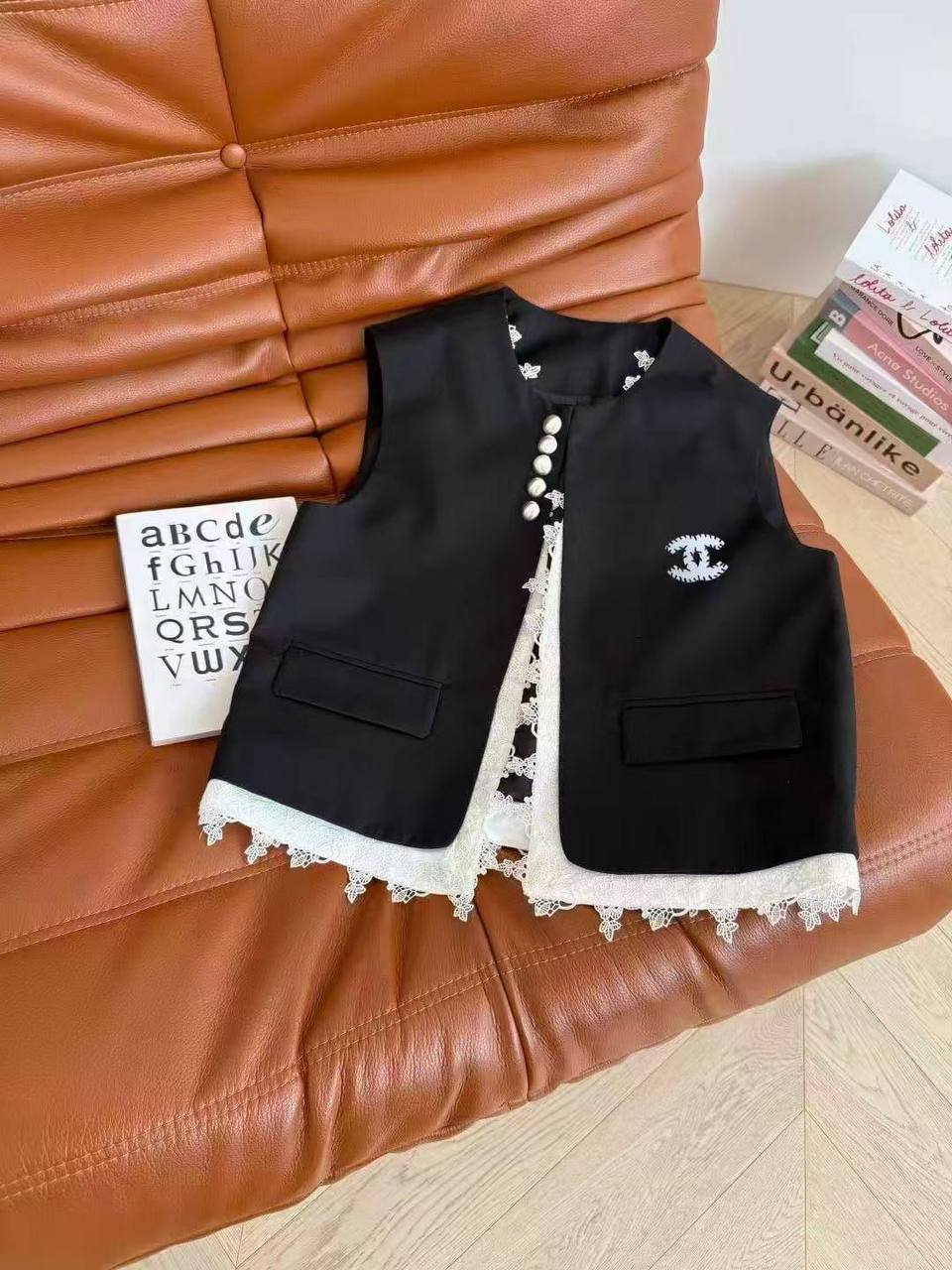 *New collections*                                                
CHANEL
*Super Master quality*
*Sizes: S M L XL* 
450 dhs✅

Zain308
♥️♥️♥️