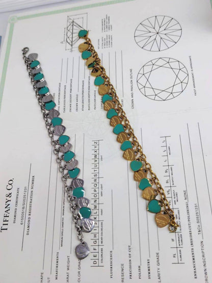 Tiffany ❤️‍🔥*
Bracelet 🦋
good quality 💯
Non tarnish 💯
With normal boxes 🗃️ 
And paper bag 🛍️
45 dhs❣️
With master box 🗃️ 
85 dhs❣️

Zain216
♥️♥️♥️