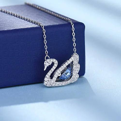SWAROVSKI 
Necklace 😍
Master quality 💯
With normal boxes 🗃️ 
50 dhs✅

With master box 📦 
90 dhs✅

Zain216
♥️♥️♥️