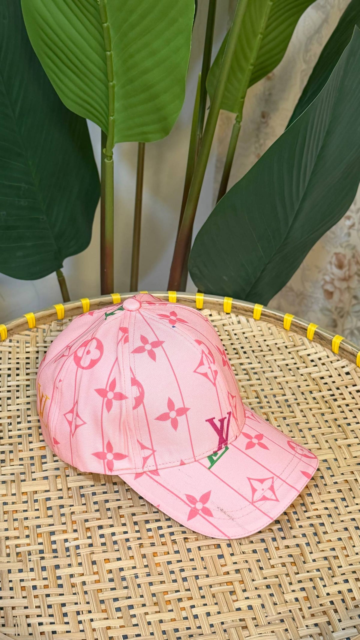 LV CAP

VVIP QUALITY

180 dhs🇦🇪🇦🇪

Zain281
♥️♥️♥️