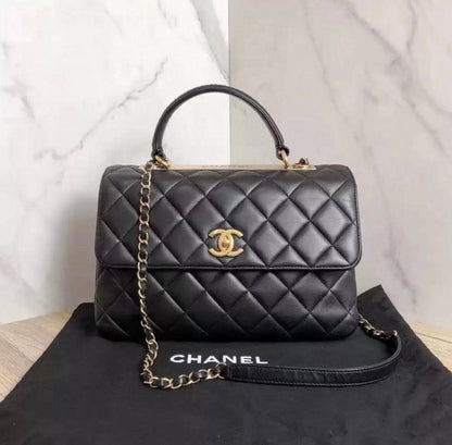 CHANEL
 GOOD QUALITY
110 dhs✅

Zain295
♥️♥️♥️