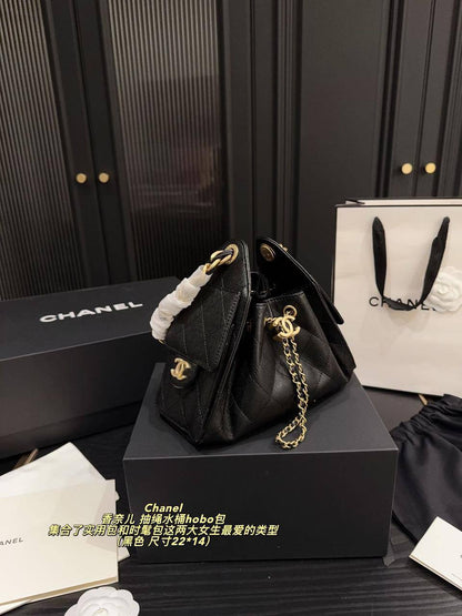 Chanel 
Master
270 dhs🌺

Zain192
♥️♥️♥️