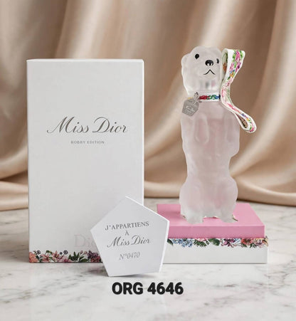 Dior
60 dhs🇦🇪🇦🇪

Zain64
♥️♥️♥️