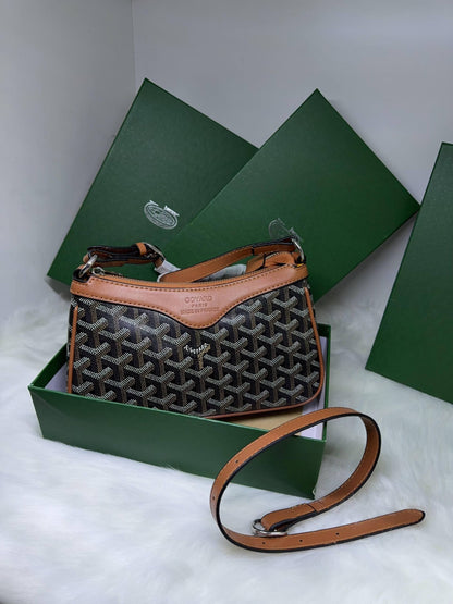 Goyard
✨✨NEW ✨✨
80 dhs💓

with box
🎁🎁🎁

Zain38
♥️♥️♥️