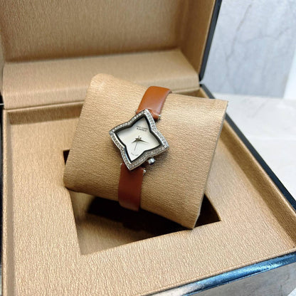 Leather belt 
ladies watches 
55 dhs🌺

Zain45
♥️♥️♥️