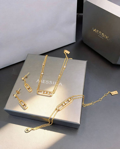 MESSIKA SET 
NECKLACE 
BRACELET 
EARRINGS
WITH BOX AND PAPER BAG 🛍️🎁
120 DHS🌺 💎
WITH MASTER BOX AND PAPER BAG 
170 dhs🌺🎁🛍️

Zain89
♥️♥️♥️