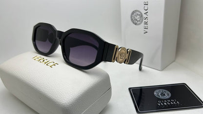 Versace
70 dhs🇦🇪🇦🇪

Zain126
♥️♥️♥️
