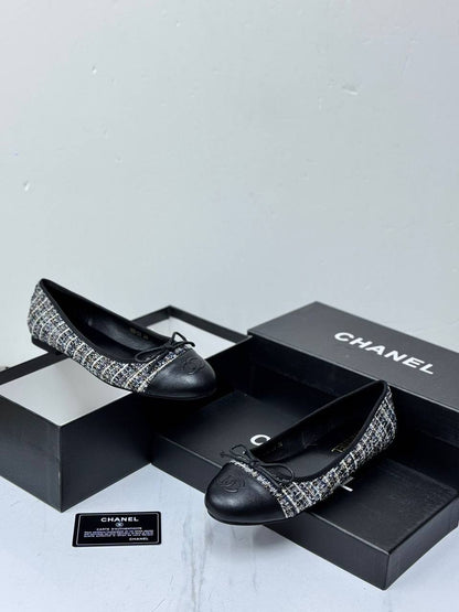 CHANEL

SIZE 36-41
105 dhs💓

Zain21
♥️♥️♥️