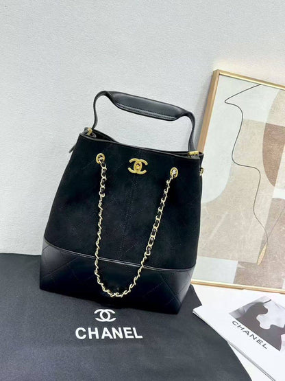 Chanel
90 dhs🪙🌨️

Zain129
♥️♥️♥️