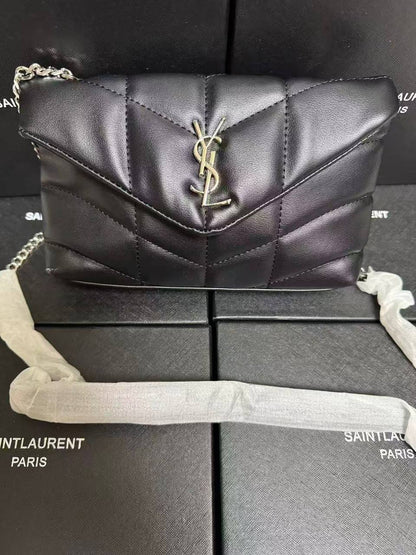 YSL
100 dhs✅
Good-quality 

with box
🎁🎁🎁

Zain35
♥️♥️♥️