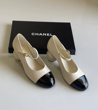 CHANEL 
SuperMaster Quality 💯
530 dhs🗽
Size: 36-41💥

Zain171
♥️♥️♥️
