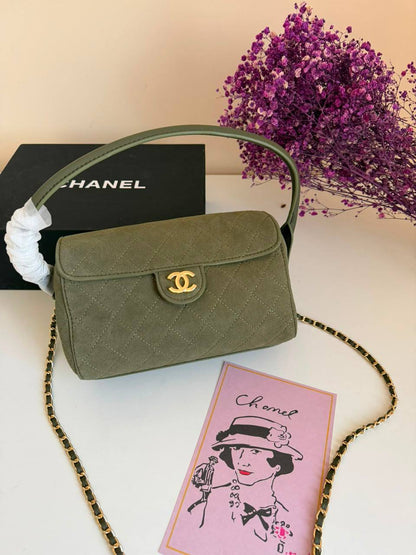 Chanel

270 dhs🇦🇪🇦🇪

Zain134
♥️♥️♥️