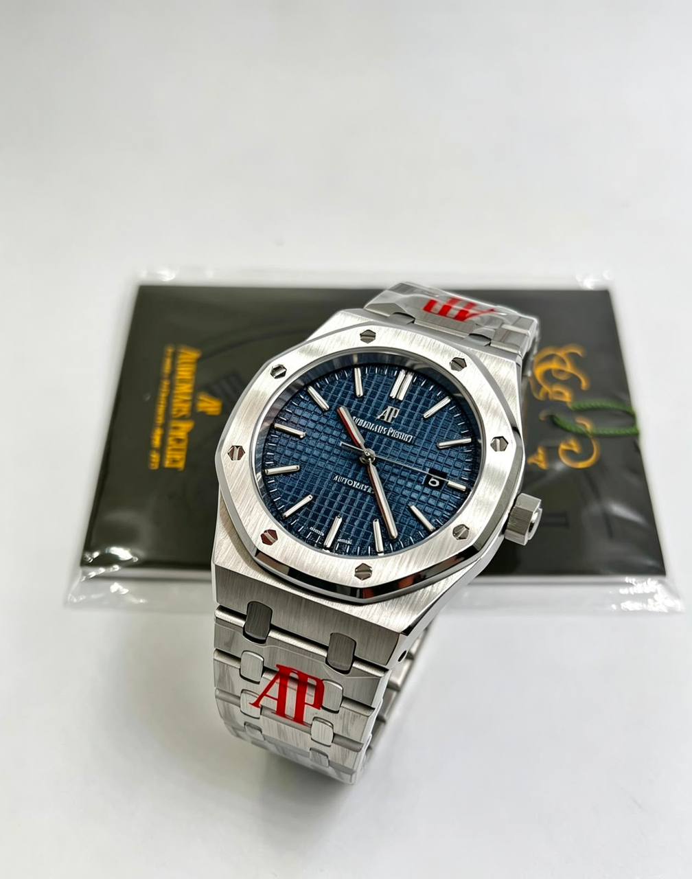 AP
Automatic  
250 dhs🇦🇪🇦🇪

Zain85
♥️♥️♥️