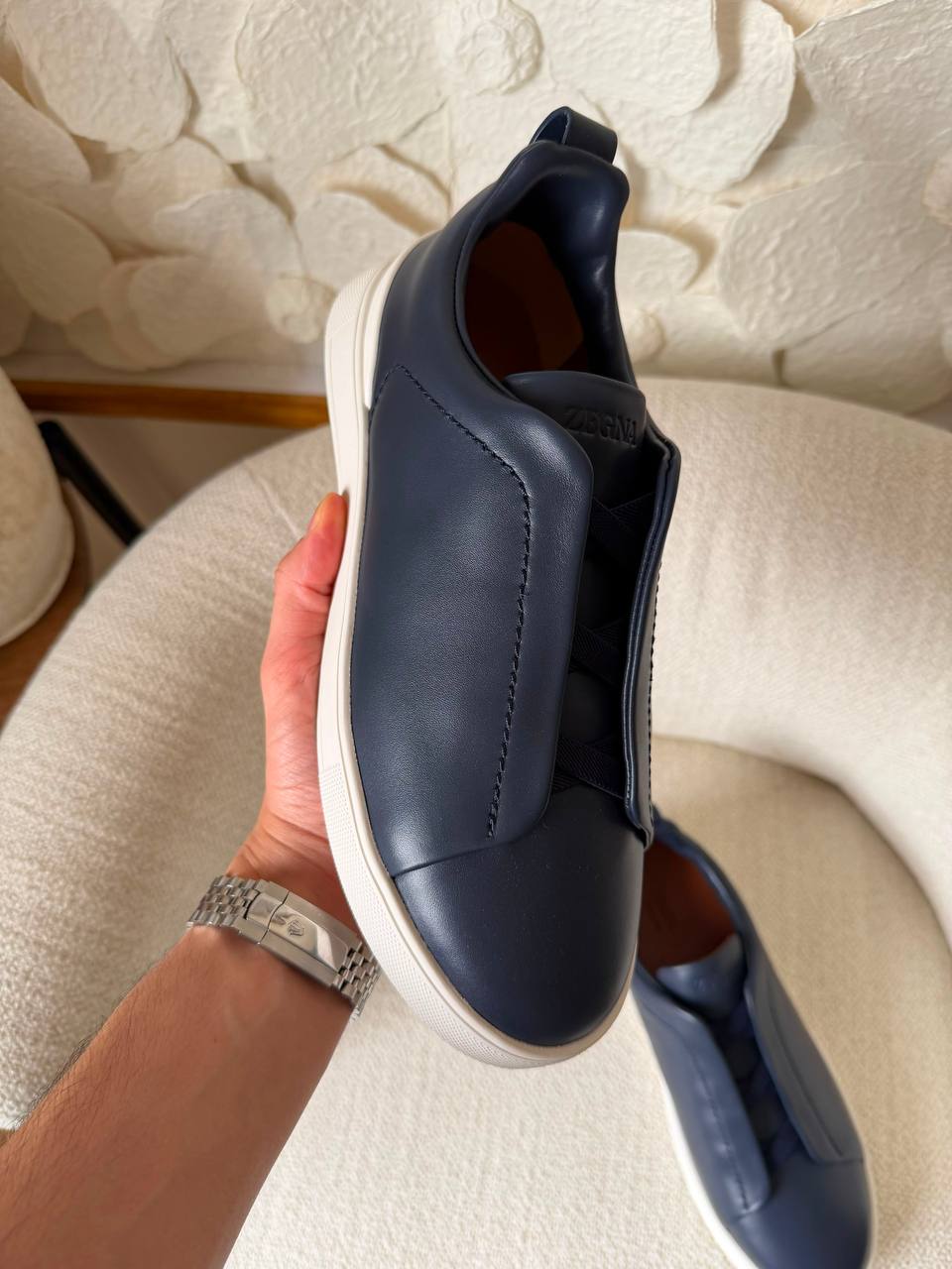 ZEGNA
*AAA QUALITY*
*SIZE:40 to 46*
450 dhs💛

Zain185
♥️♥️♥️