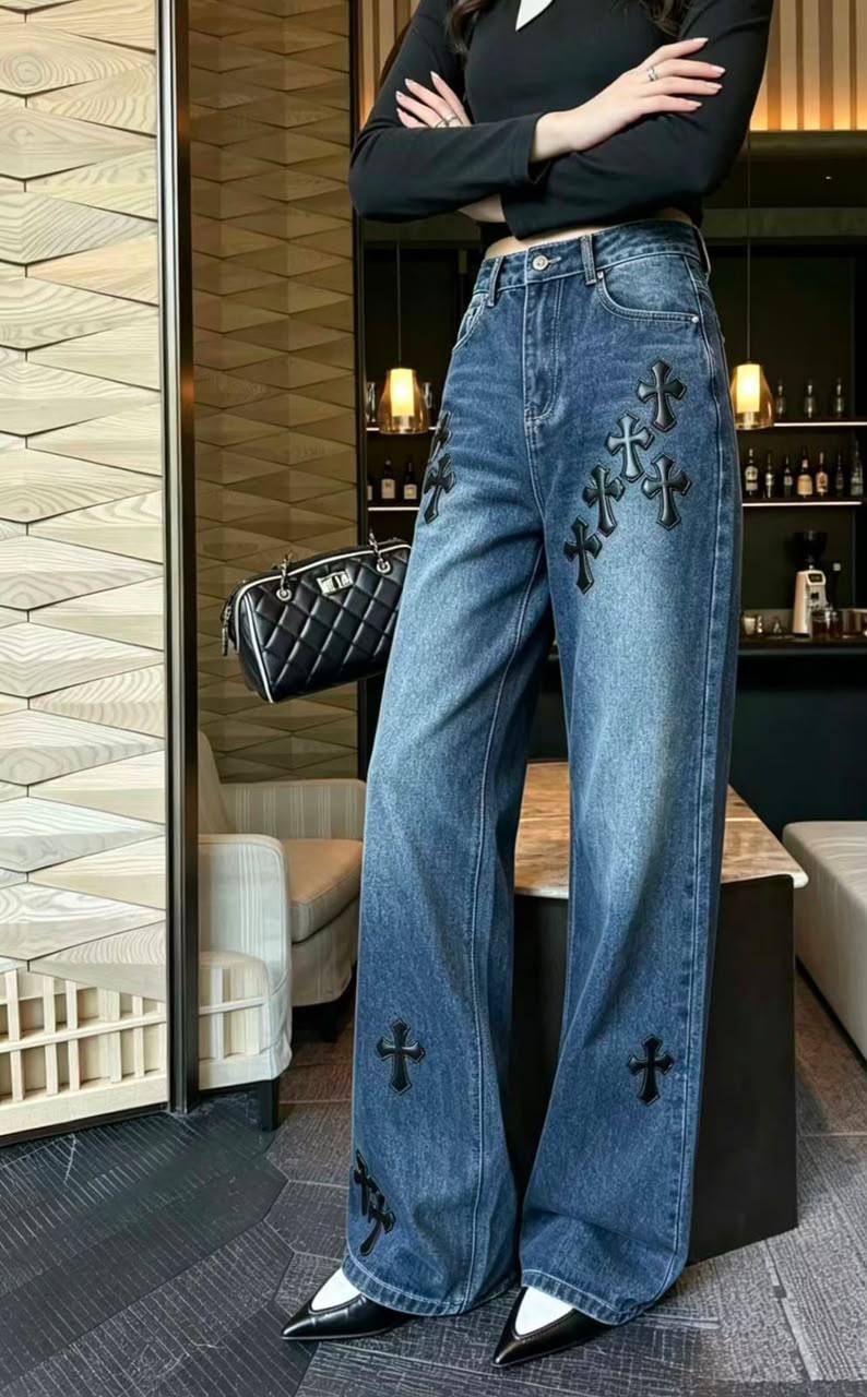 *New collections*                                                
CHOROM HARTS
*Super Master quality*
*Sizes: S M L XL* 
350 dhs🇦🇪🇦🇪

Zain308
♥️♥️♥️