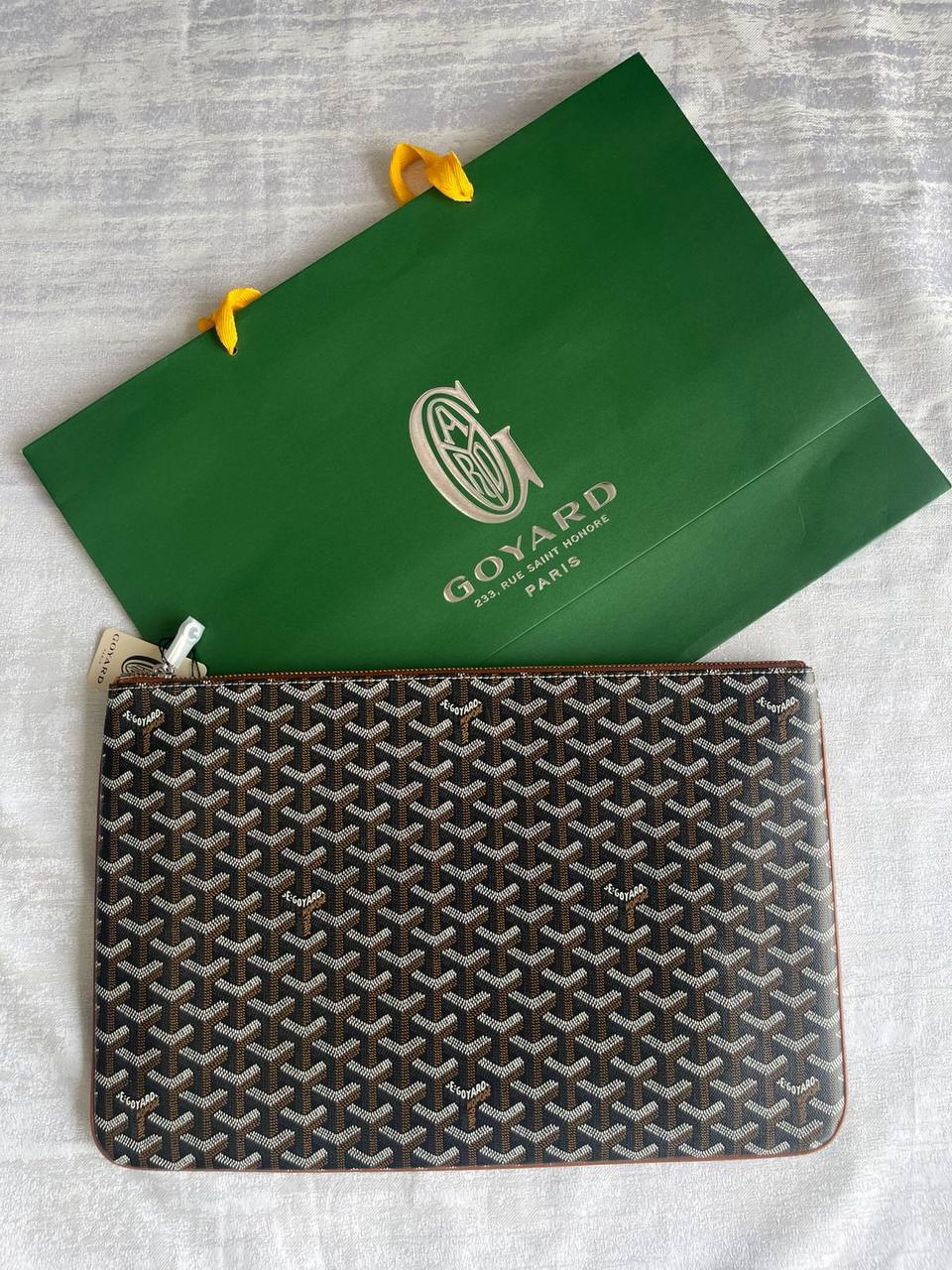 GOYARD                                                                   *File bag*                                                                                
*40cm*
*Super Master quality*     
350 dhs🪙🌨️

Zain179
♥️♥️♥️