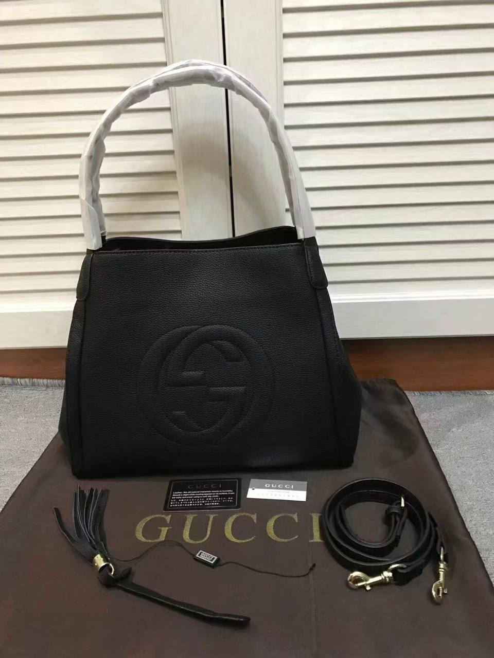 Gucci
28cm 110 dhs💓
 
23cm  100 dhs💓

Zain143
♥️♥️♥️